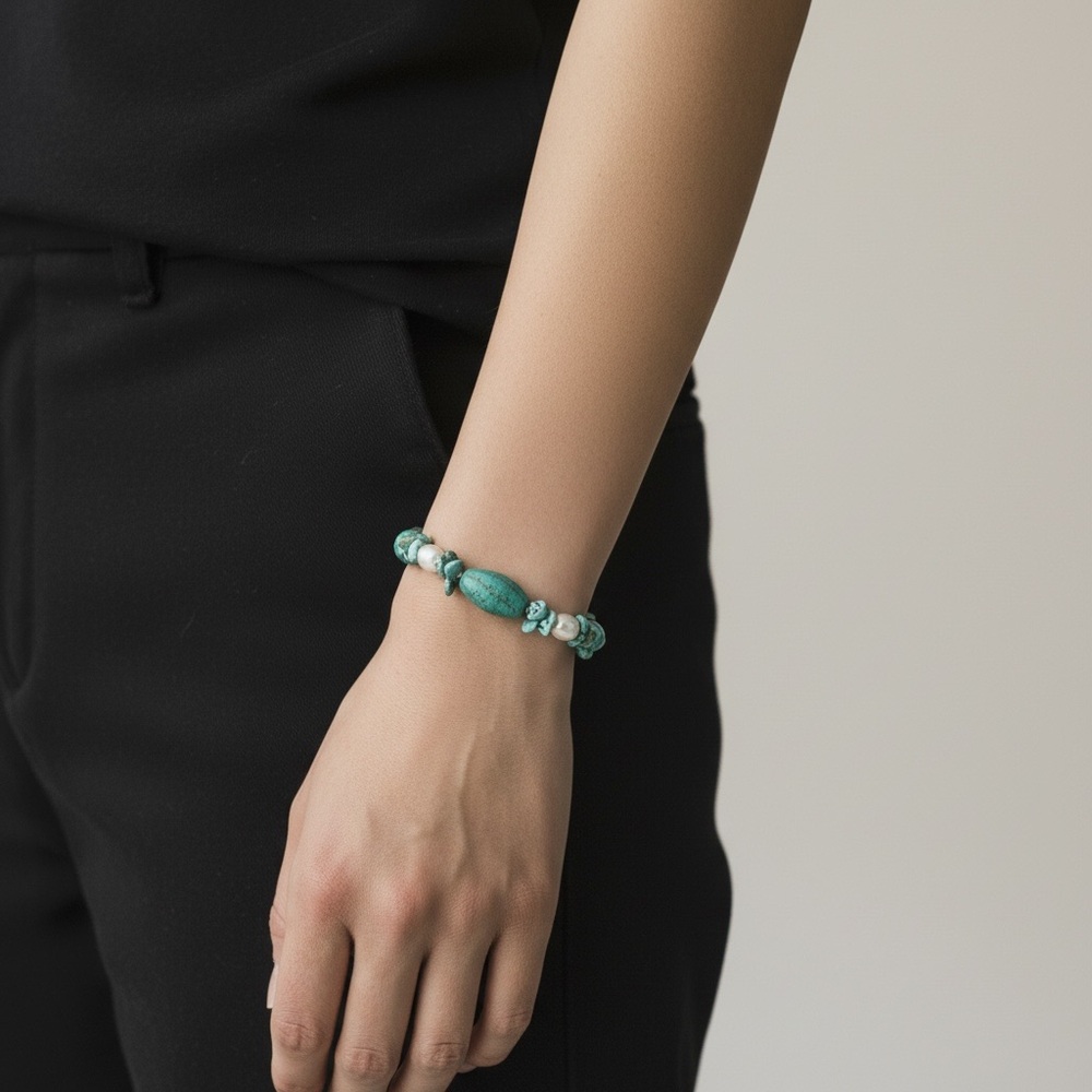 Turquoise and Pearl Beaded Bracelet with Sterling Silver Clasp